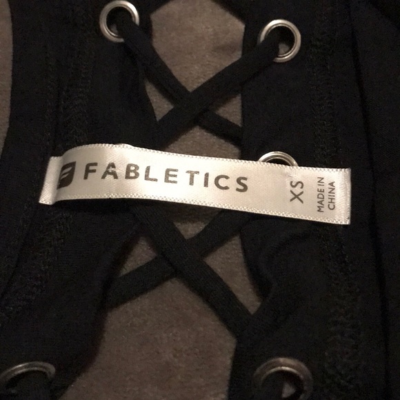 Fabletics Athletic T-shirt - Picture 3 of 3
